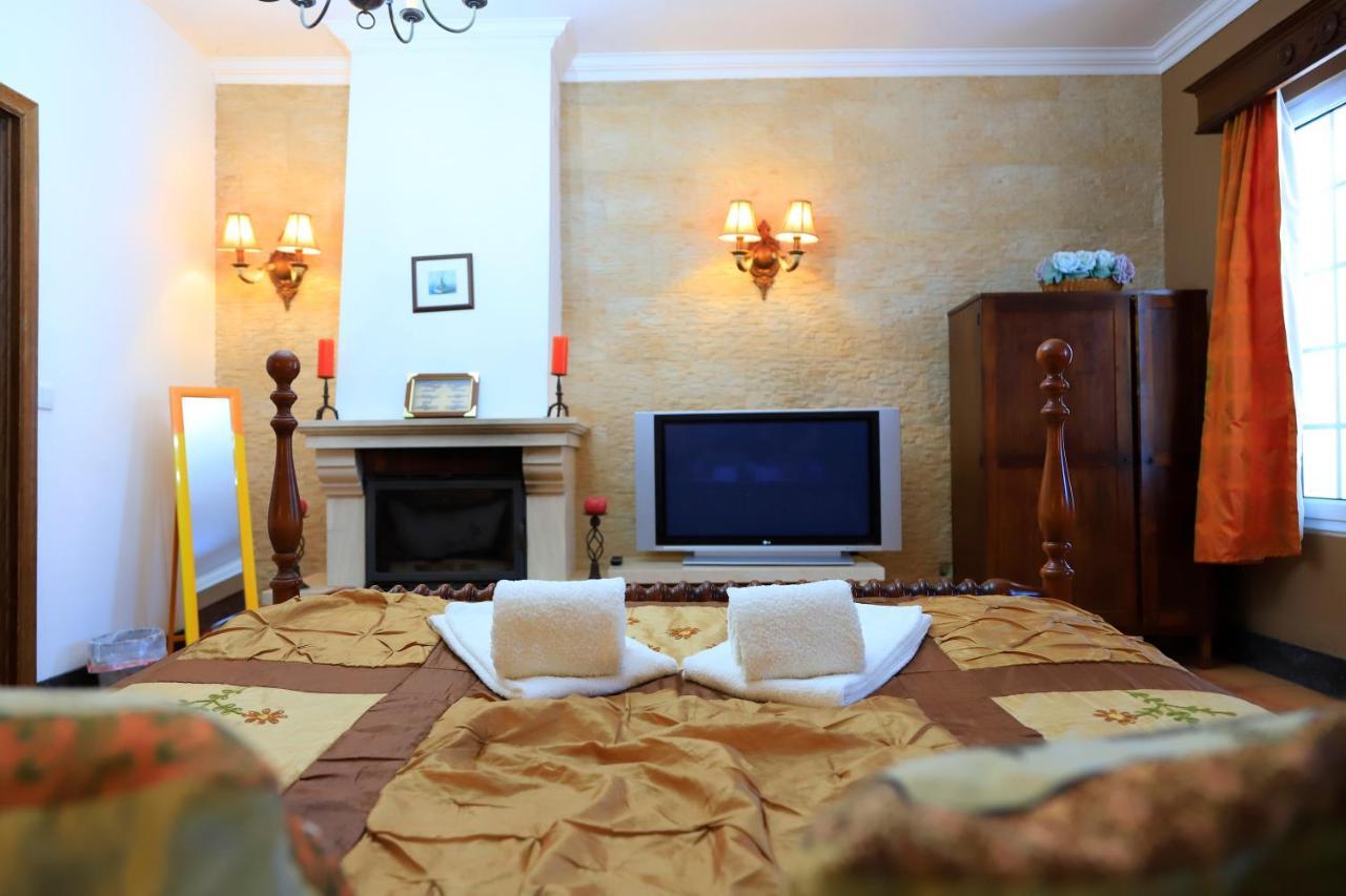 Bella Italia Populo Guest House Πόντα Ντελγκάντα Εξωτερικό φωτογραφία